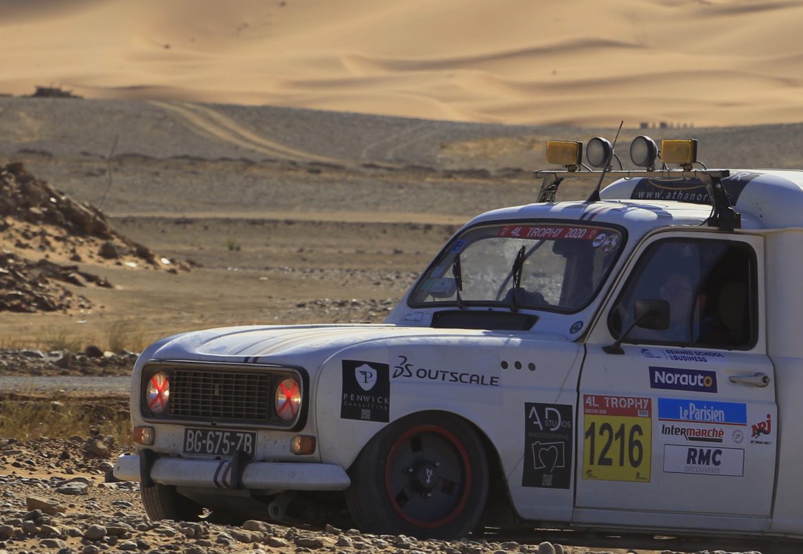 4L Trophy - 3DS OUTSCALE soutient l'équipe Made In France