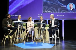 How Can Generative AI Reinvent Competitiveness and Innovation?